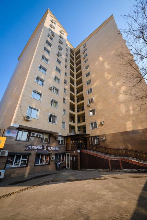 1-Ком Кв В Жк Молодежный Almatý Exterior foto